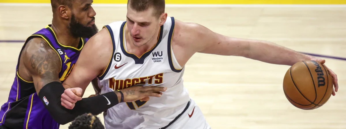 并与其他豪 并与其他豪